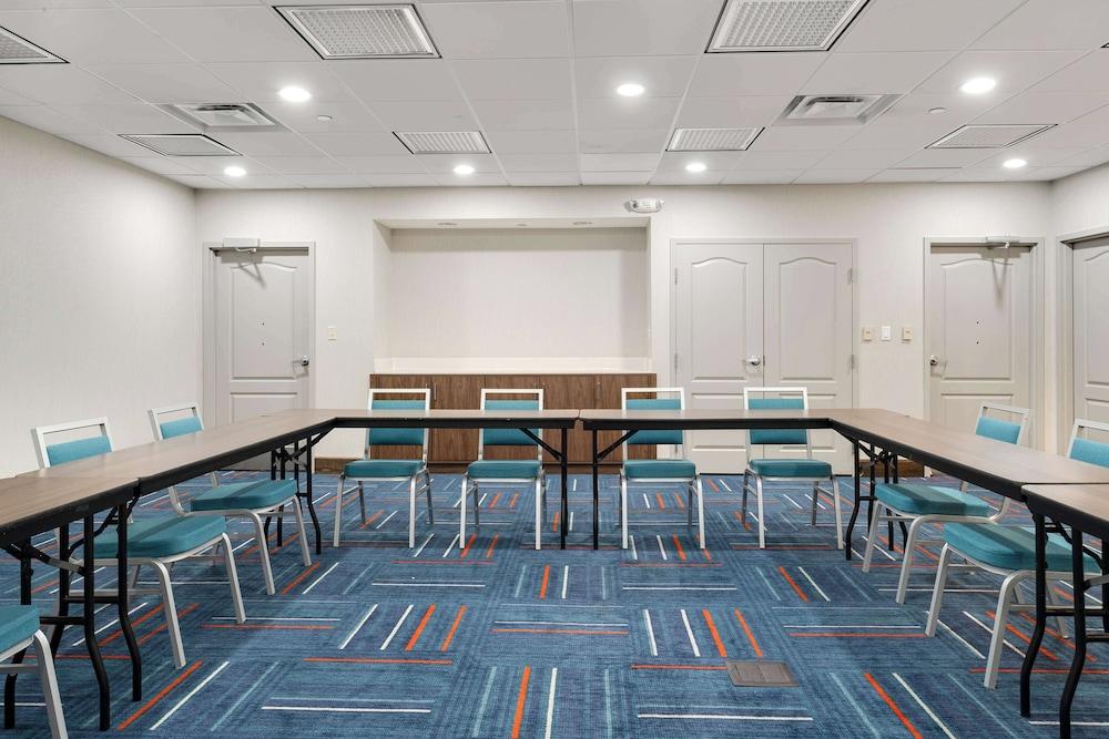 Hampton Inn Milford photo 44
