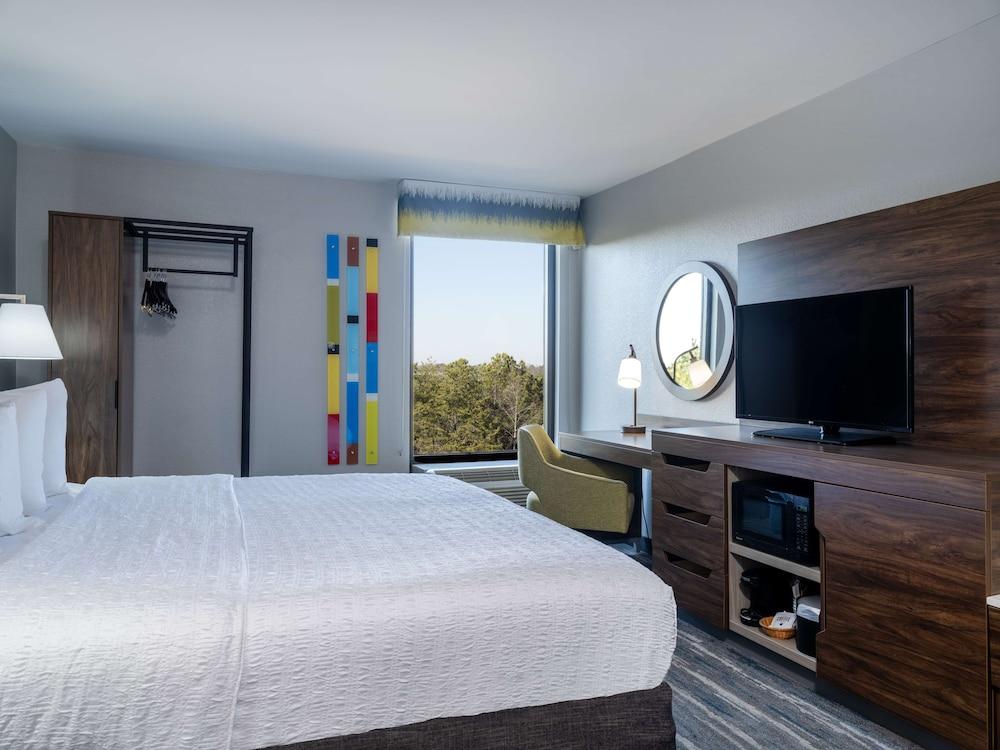 Hampton Inn Peachtree Corners Norcross photo 6
