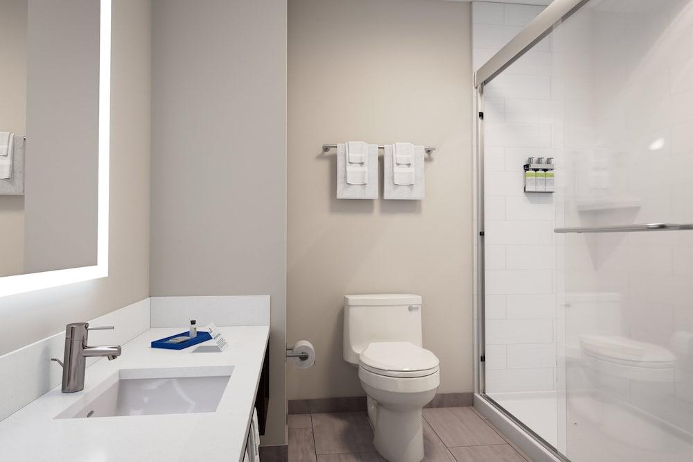 Holiday Inn Express Mobile I-65 by IHG photo 28