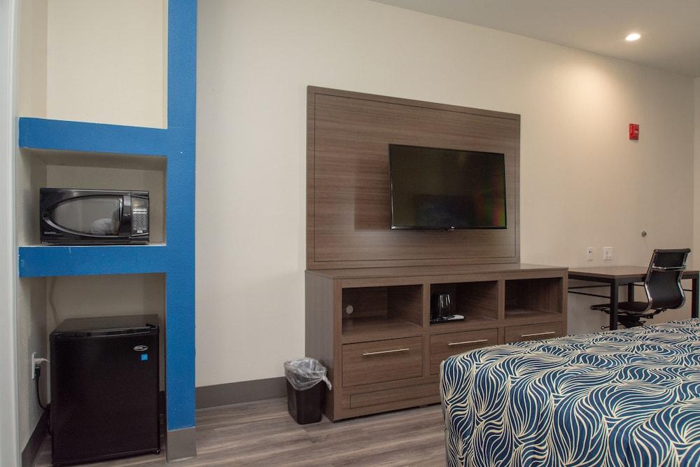 Palace Inn photo 19