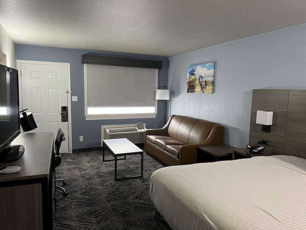 Garden Inn & Suite photo 11