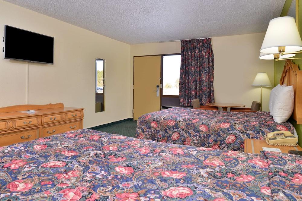 Americas Best Value Inn Bishopville photo 11