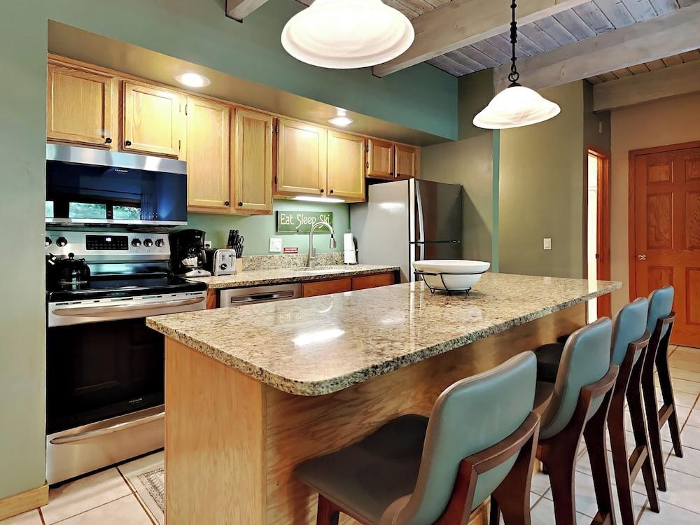 The Timberline Condominiums photo 37