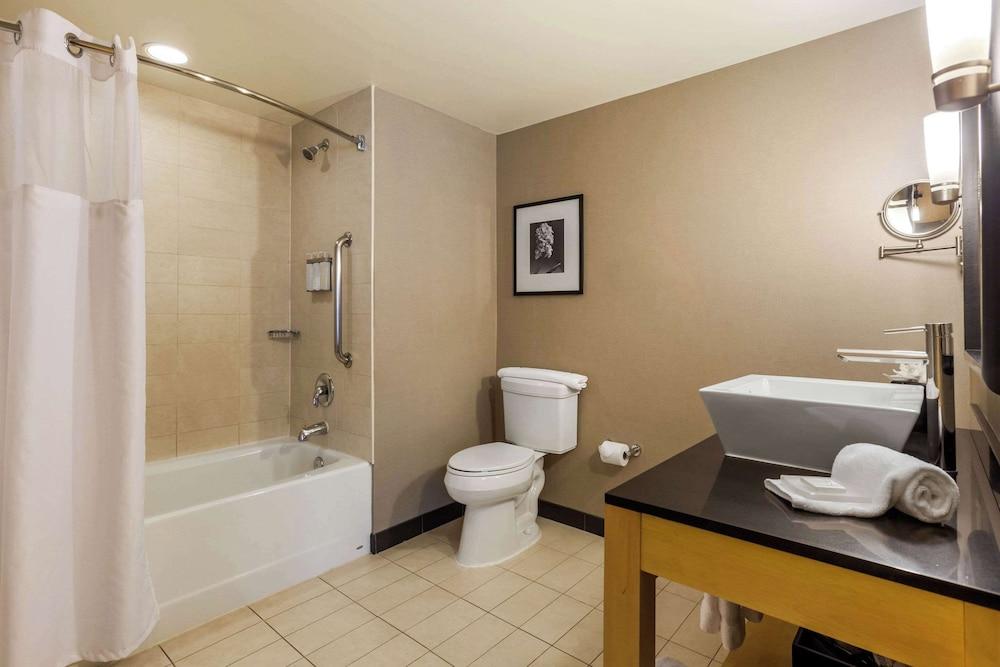 SpringHill Suites by Marriott Fort Collins photo 50