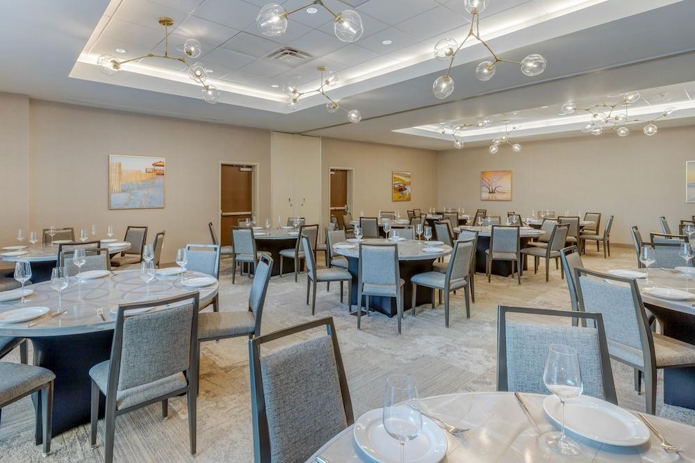 DoubleTree by Hilton Charleston Riverview photo 66