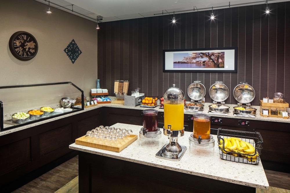 Doubletree by Hilton Washington DC Silver Spring photo 12