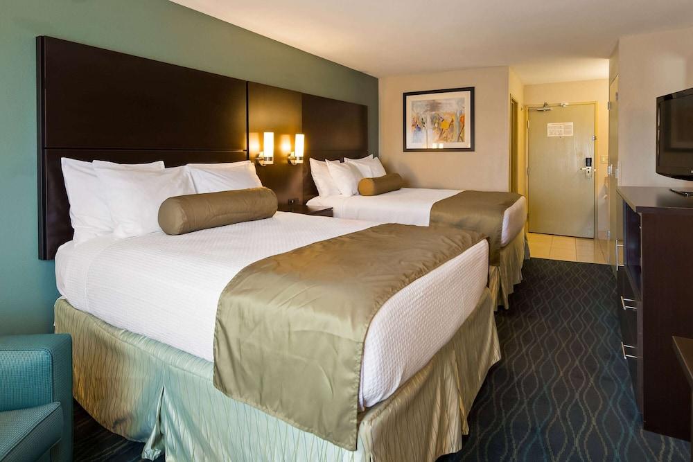Baymont by Wyndham Marion, OH photo 10