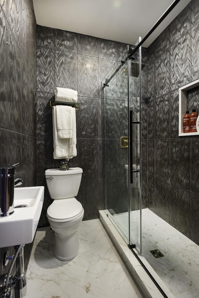 The Edward Hotel photo 21