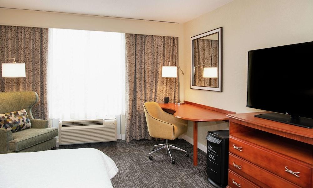 Hampton Inn Parsippany photo 16