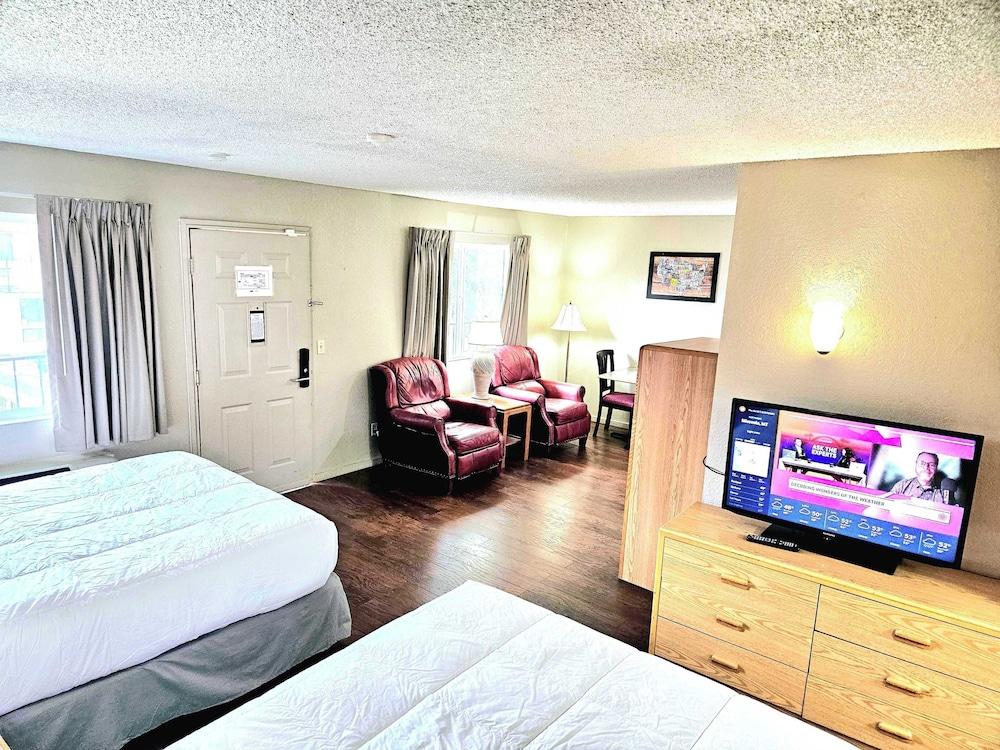 Inn at Lake Washington By OYO I-405 photo 4