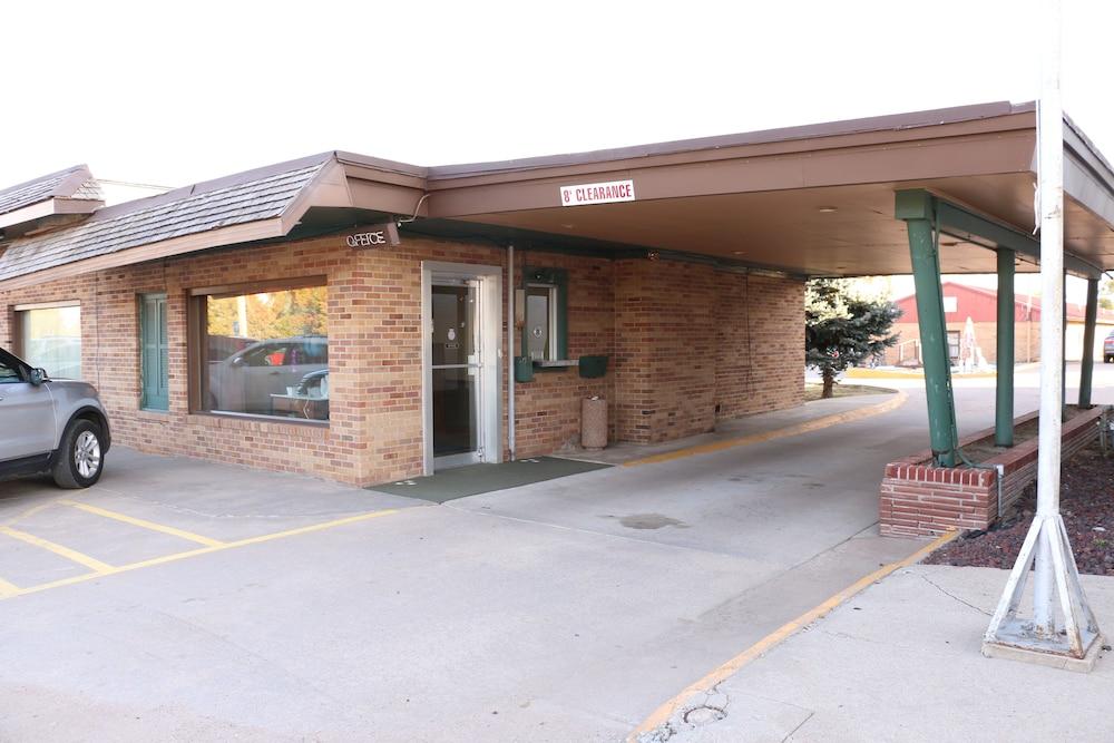 Frontier Motel photo 35