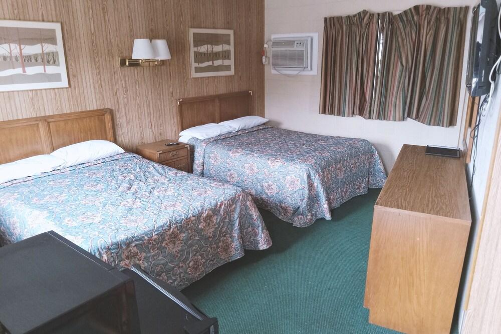 Blue Way Inn And Suites Winfield photo 5