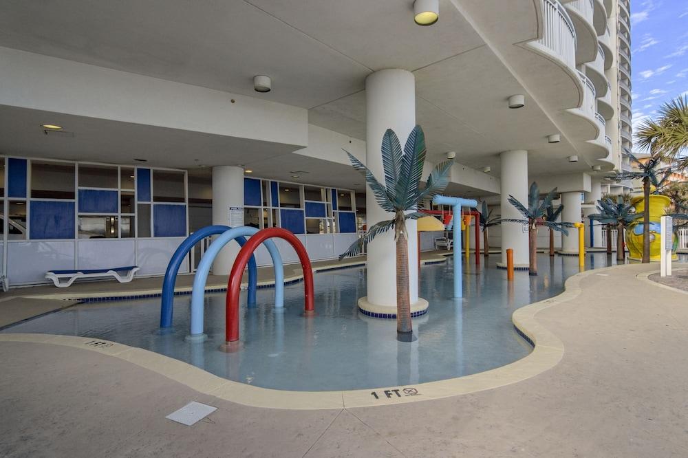 Sandy Beach Oceanfront Resort photo 62