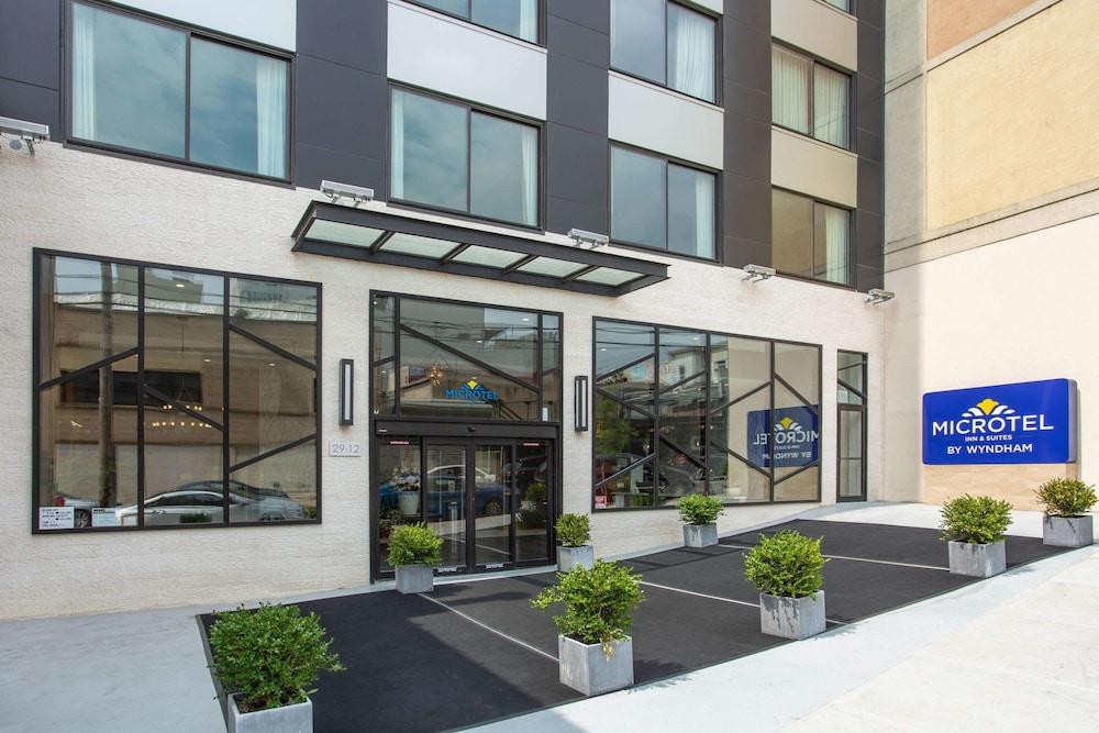 Microtel Inn by Wyndham Long Island City photo 41