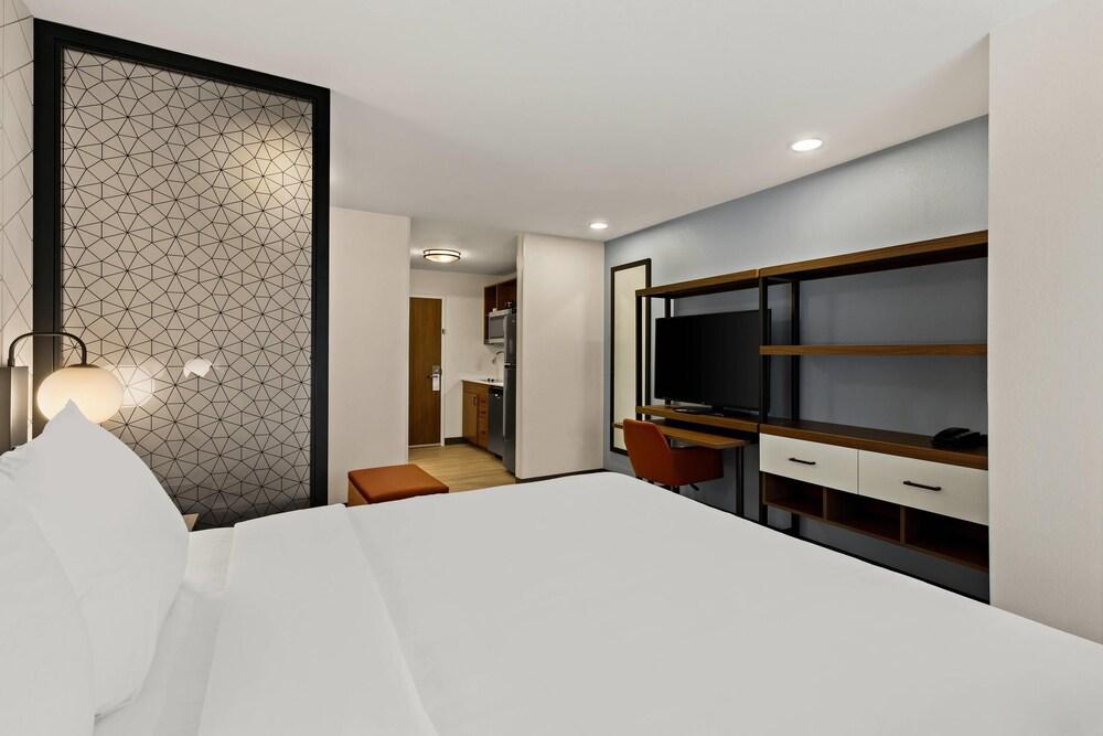 Hyatt Studios Kalispell photo 5