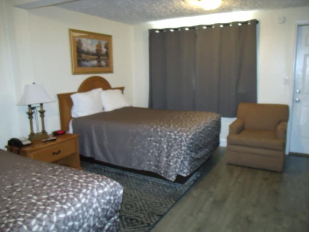 Turnpike Motel photo 3