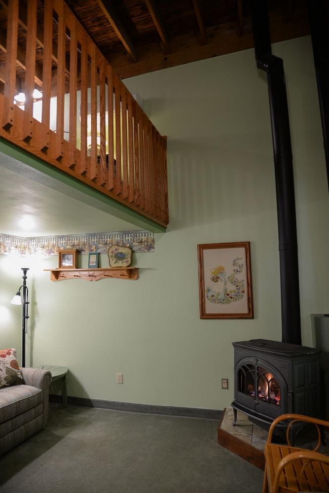 Stone Mill Hotel & Suites photo 52