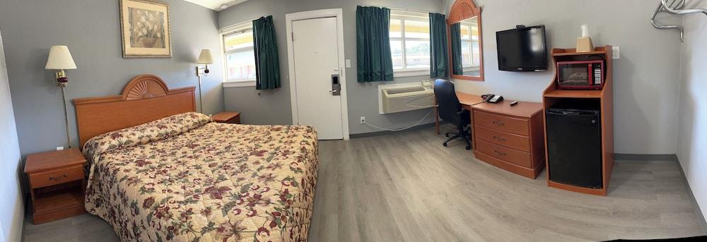 Budget Inn Magnolia photo 10