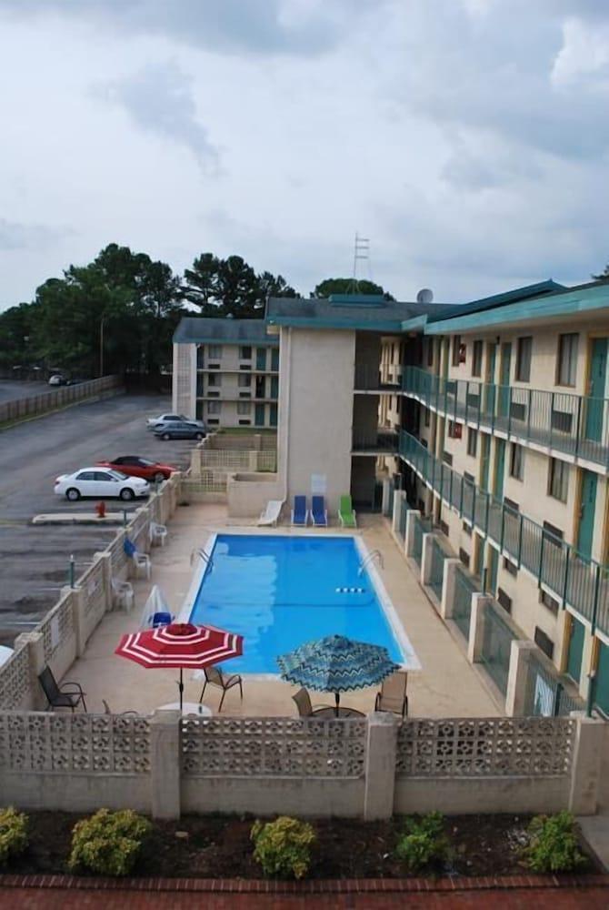 Bama Inn photo 4