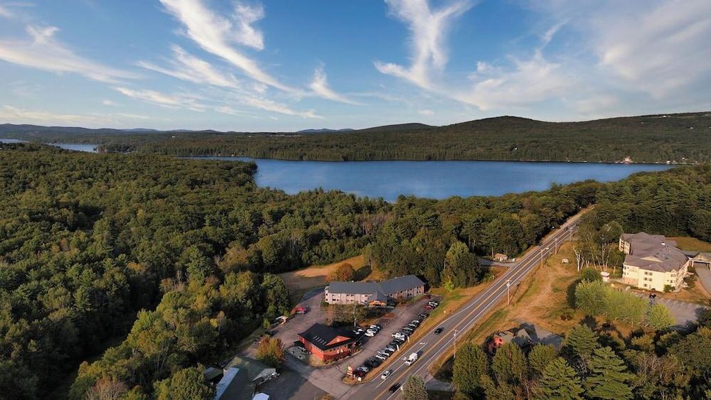 Hideaway Inn Mt.Sunapee photo 30