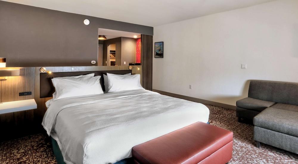 Hilton Garden Inn Bel Air photo 34