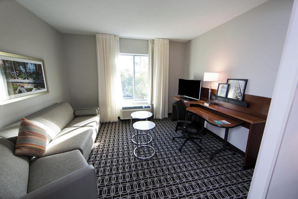 Fairfield Inn & Suites by Marriott Savannah Midtown photo 17