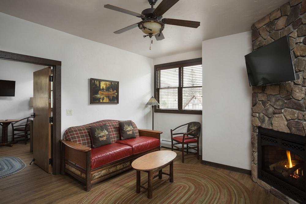 The Landing at Estes Park - Riverside Retreat photo 39