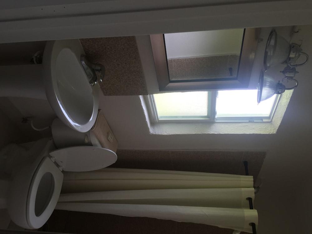 Apollo Inn Motel photo 25