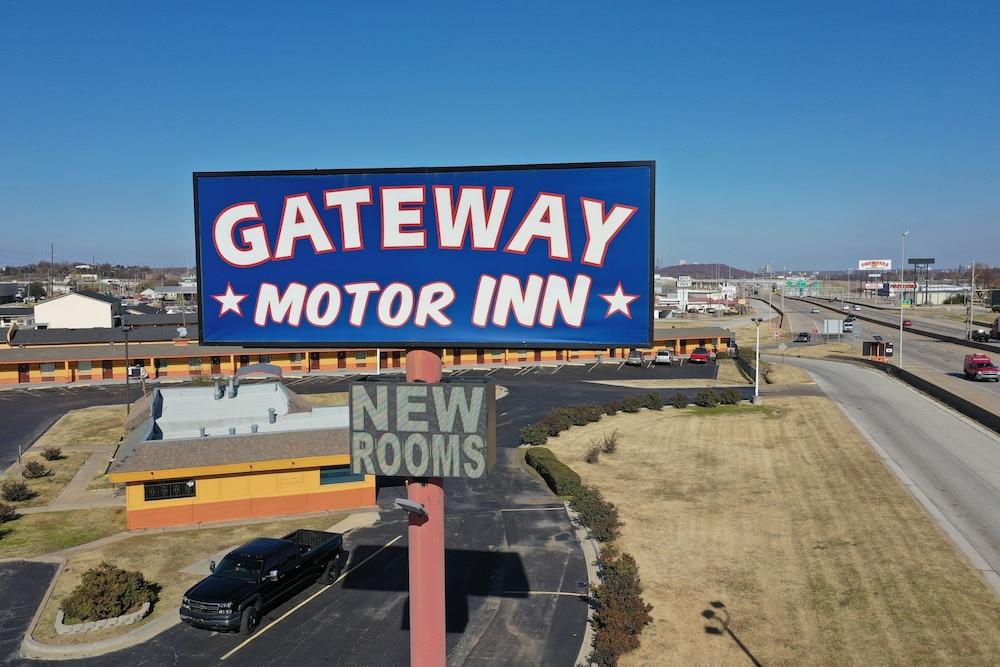 Gateway Motor Inn photo 1