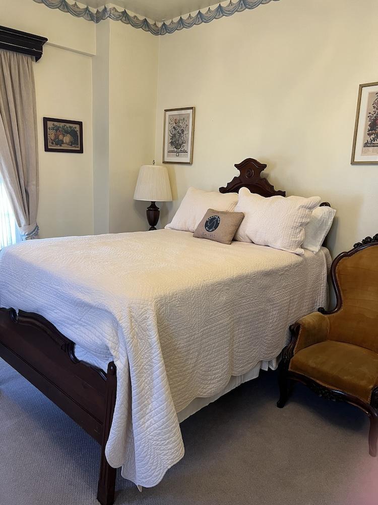 The Buxton Inn photo 31