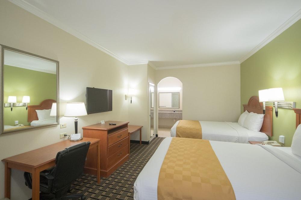 Motel 6 Tyler, TX photo 33