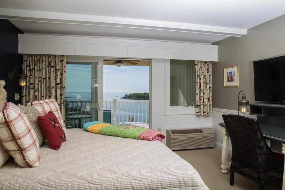 Island View Inn photo 11