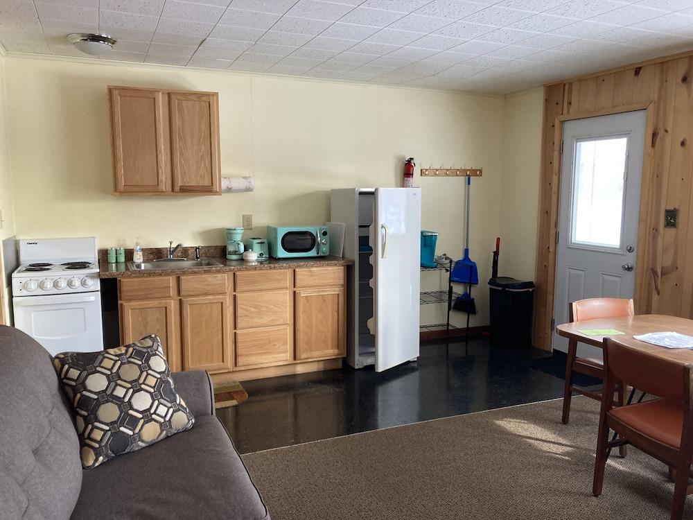 Dixon Lake Resort photo 19