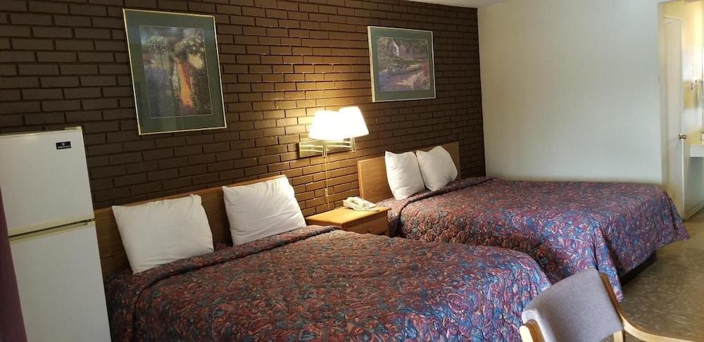 Americas Premier Inn photo 9