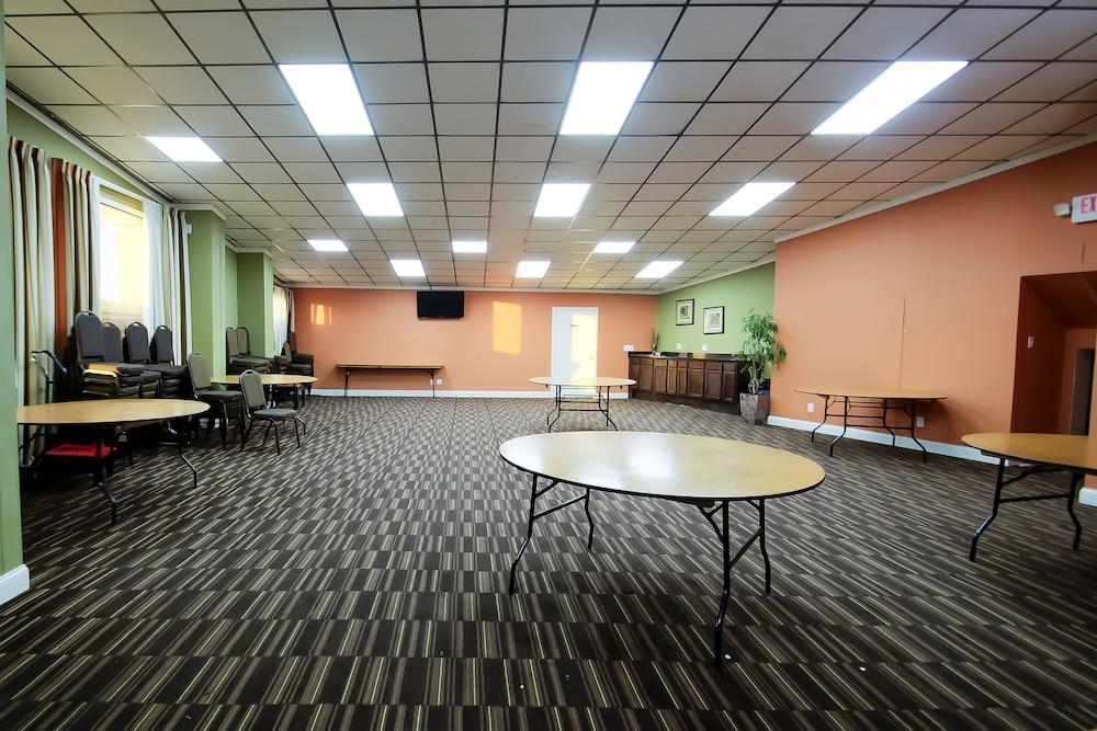 Cypress Inn & Suites Washington by OYO photo 36