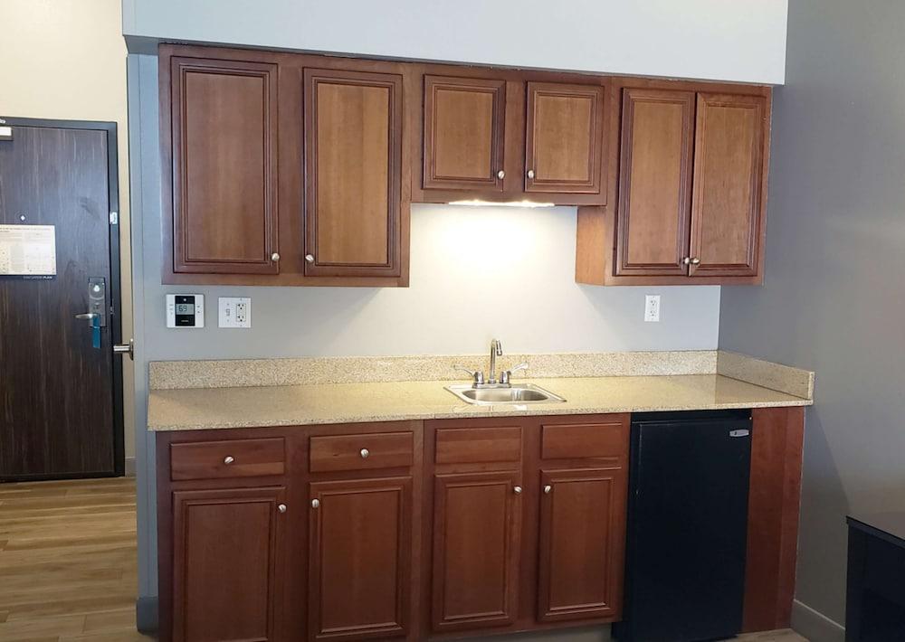 Hampton Inn Johnstown photo 23