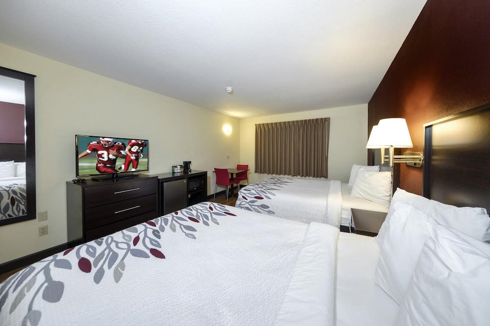 Red Roof Inn Osage Beach - Lake of the Ozarks photo 12