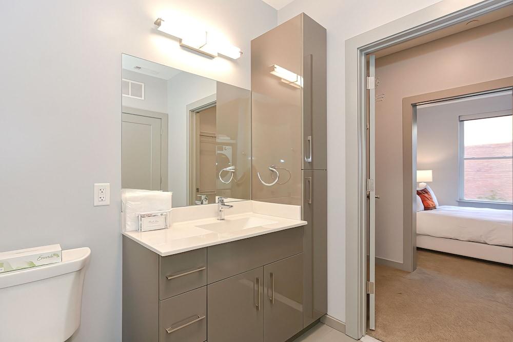 Global Luxury Suites Downtown Providence photo 83