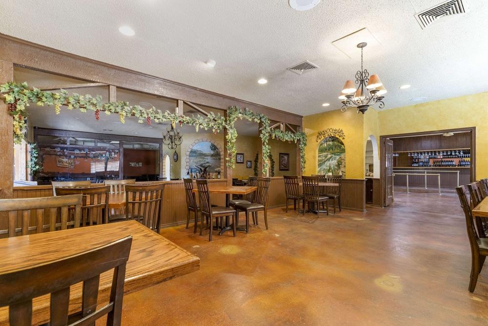 Best Western Sunday House Inn photo 21