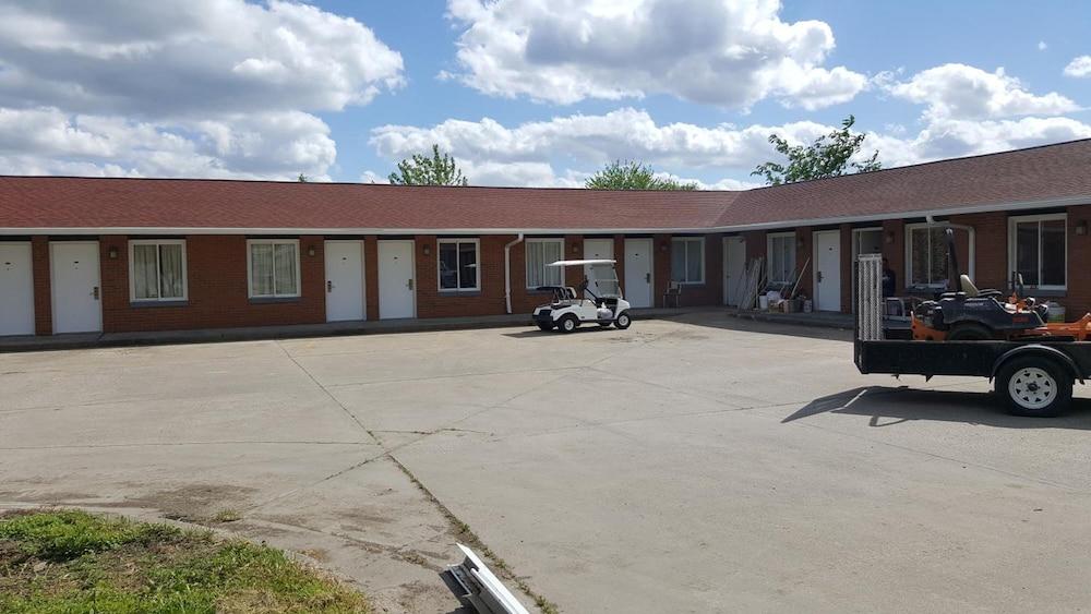 Budget Inn photo 4