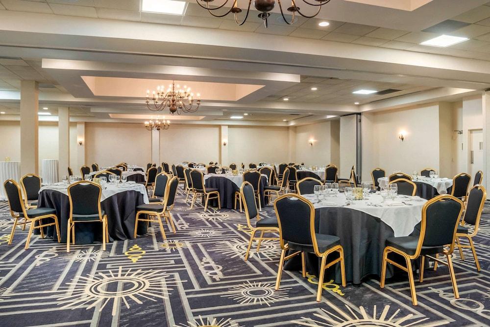 Clarion Inn and Conference Center photo 41
