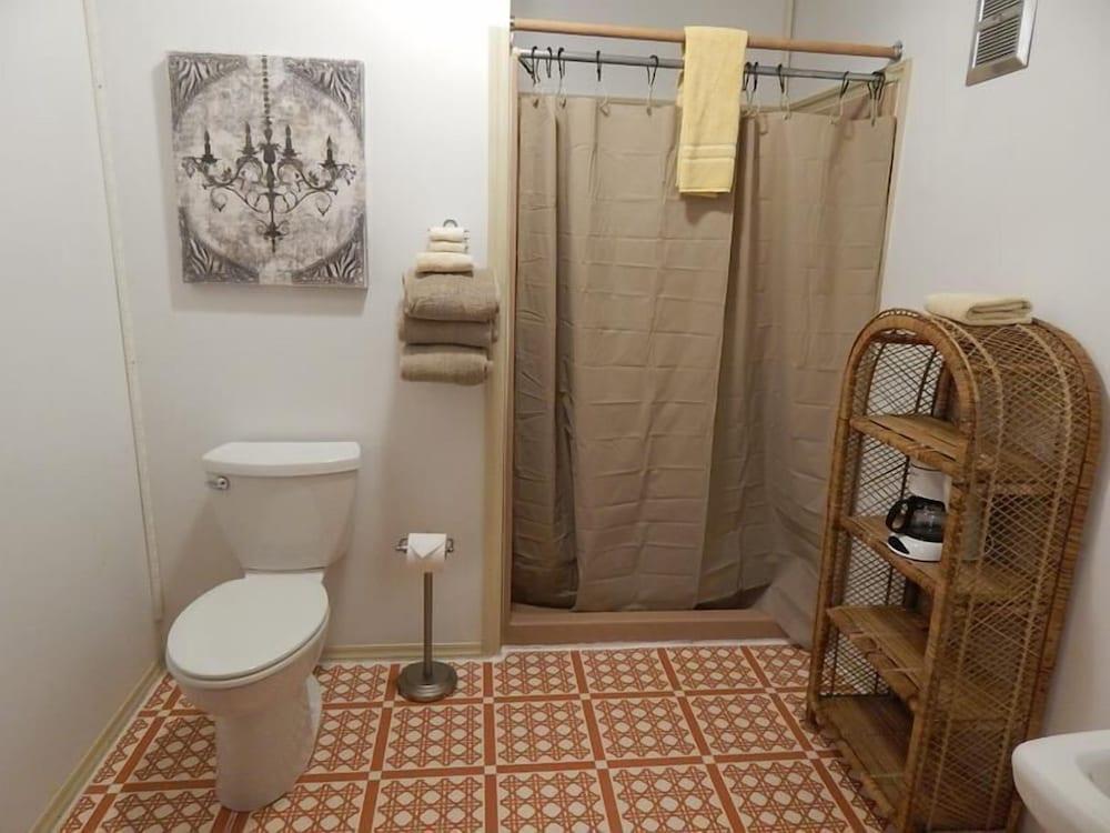 Leona's Motel photo 24