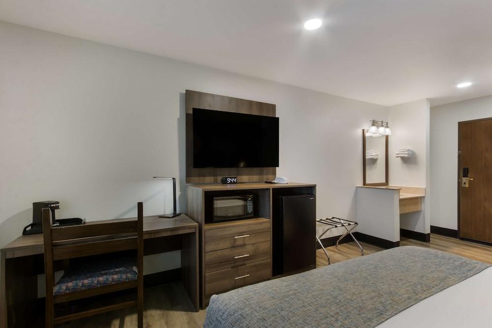 SureStay by Best Western Camp Verde photo 20