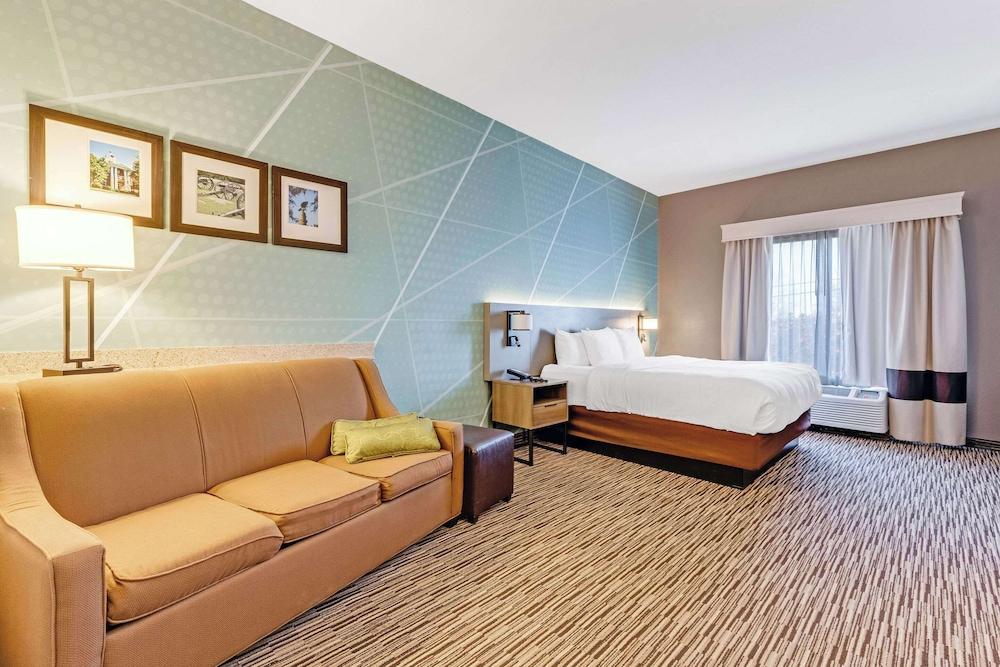 Comfort Suites Murfreesboro Shopping District photo 7