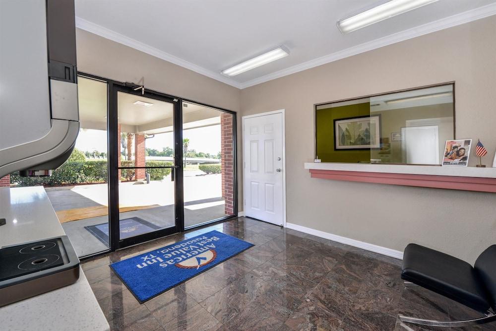 Americas Best Value Inn Pasadena Houston photo 16