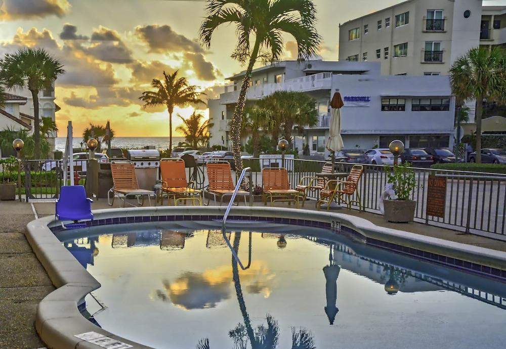 Sea Cliff Motel photo 14