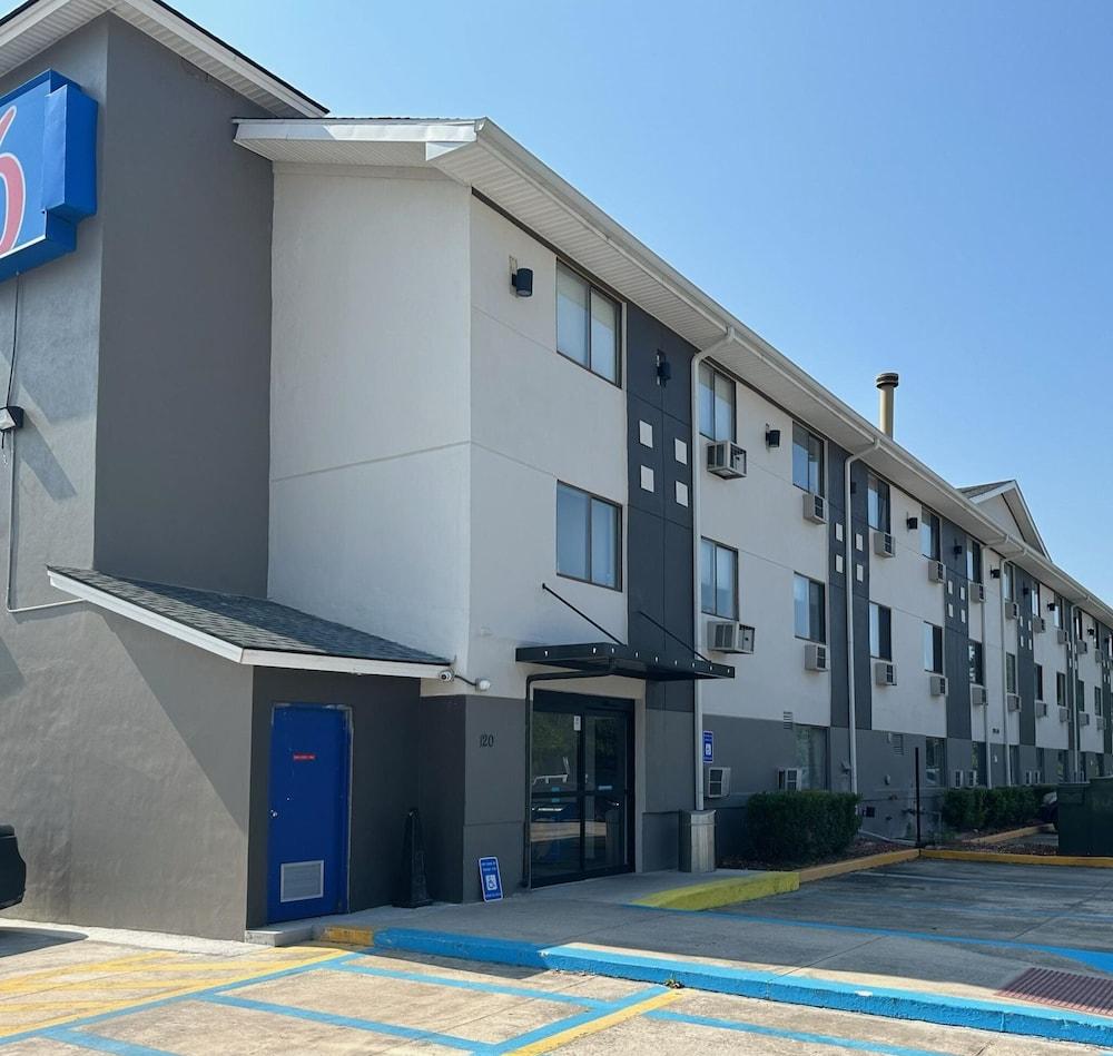Motel 6 Kingsland, GA - Kings Bay Naval Base photo 1