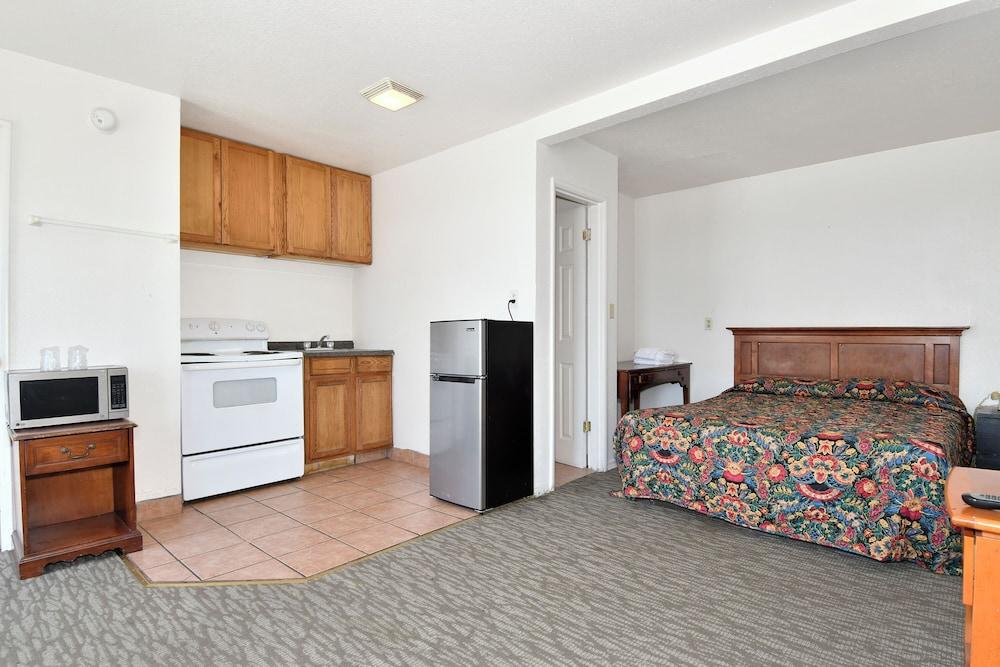 Budget Motel photo 16