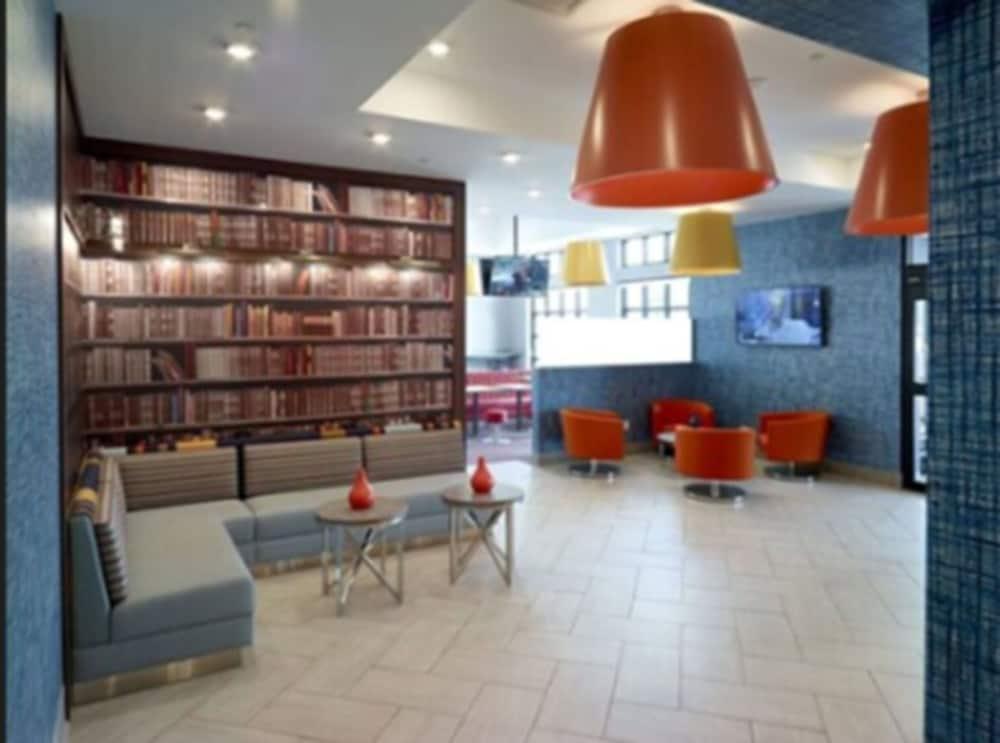 LivINN Hotel St. Paul – I-94 – East 3M Area photo 11