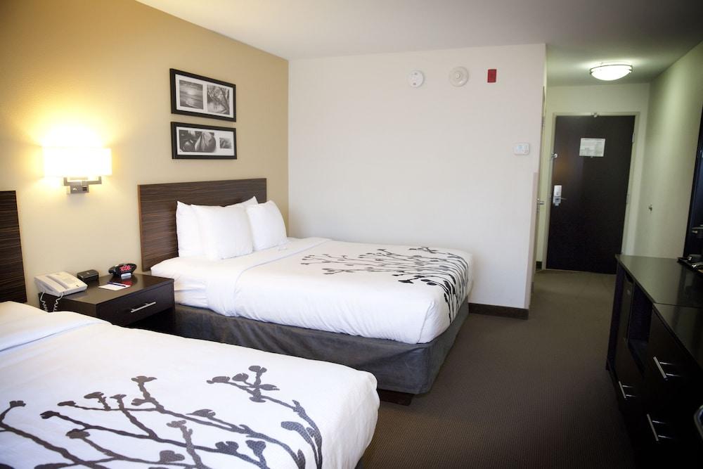 Sleep Inn & Suites Moundsville - Wheeling photo 46